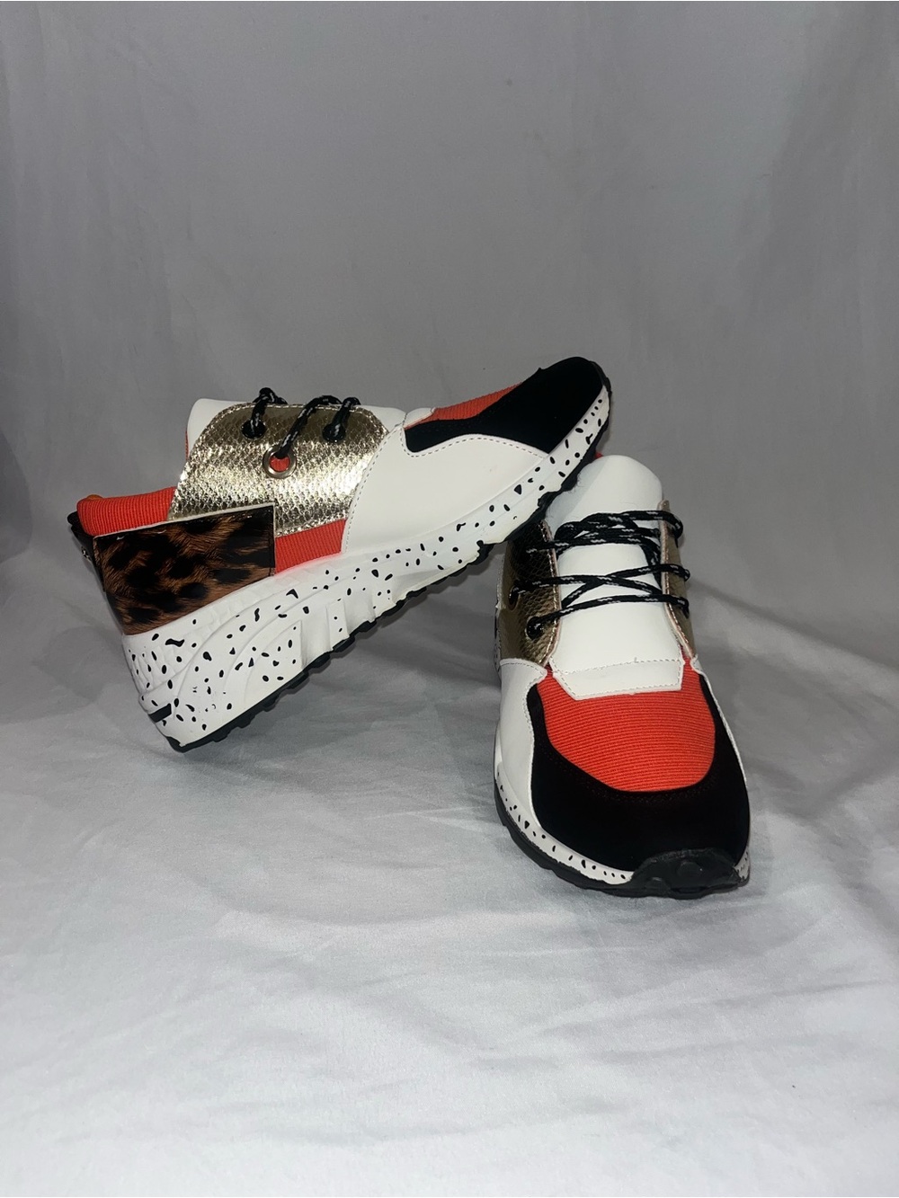 La Sheelah Modern-30 Women’s Leopard Gold Colorblock Chunky Sneakers Size 7.5